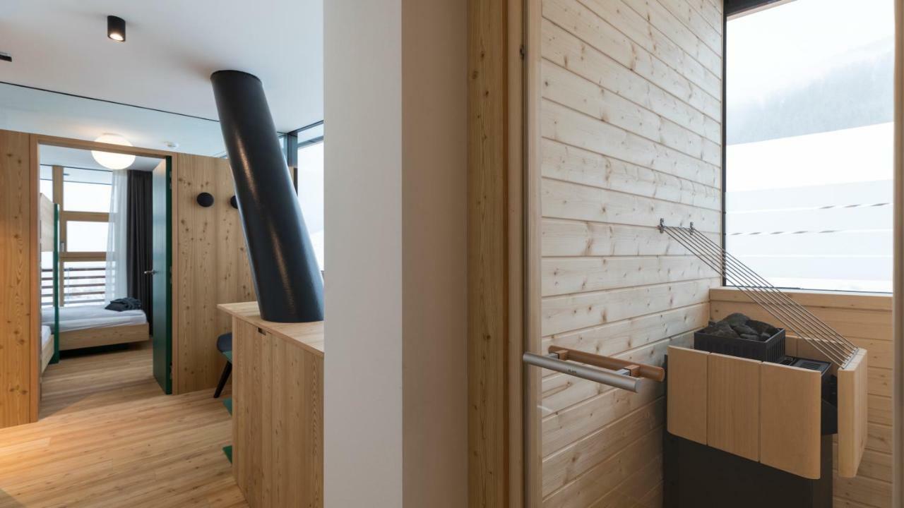 Paramount Alma Suites سيستو المظهر الخارجي الصورة