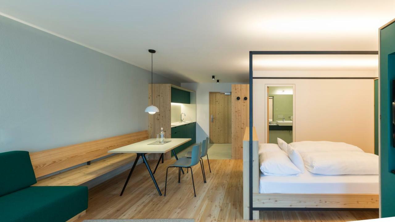 Paramount Alma Suites سيستو المظهر الخارجي الصورة